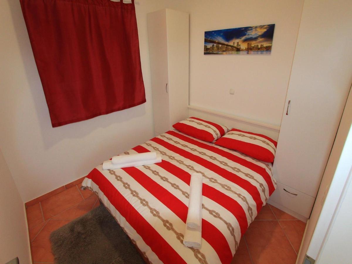 Apartments Nero Нови Винодолски Екстериор снимка